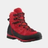 Ein roter Haix Ramble GTX-Berg- und Forstschuh mit schwarzem Zehenschutz, stabiler Schnürung und profilierter Sohle vor hellem Hintergrund